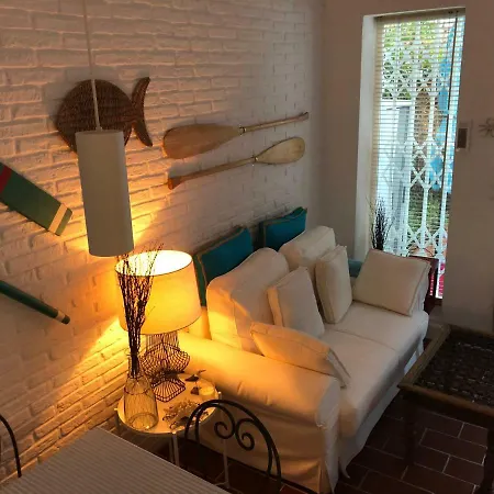 Forget Me Not Boutique Apartment